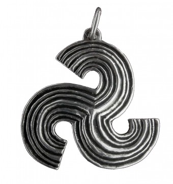 Pendentif Triskel Rayé Grand