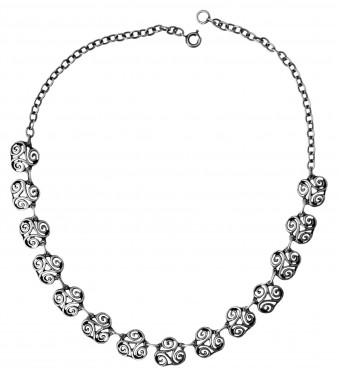Collier Triskels    14 Elts